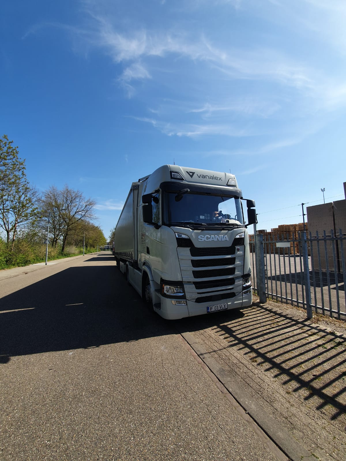 truck-picture-4